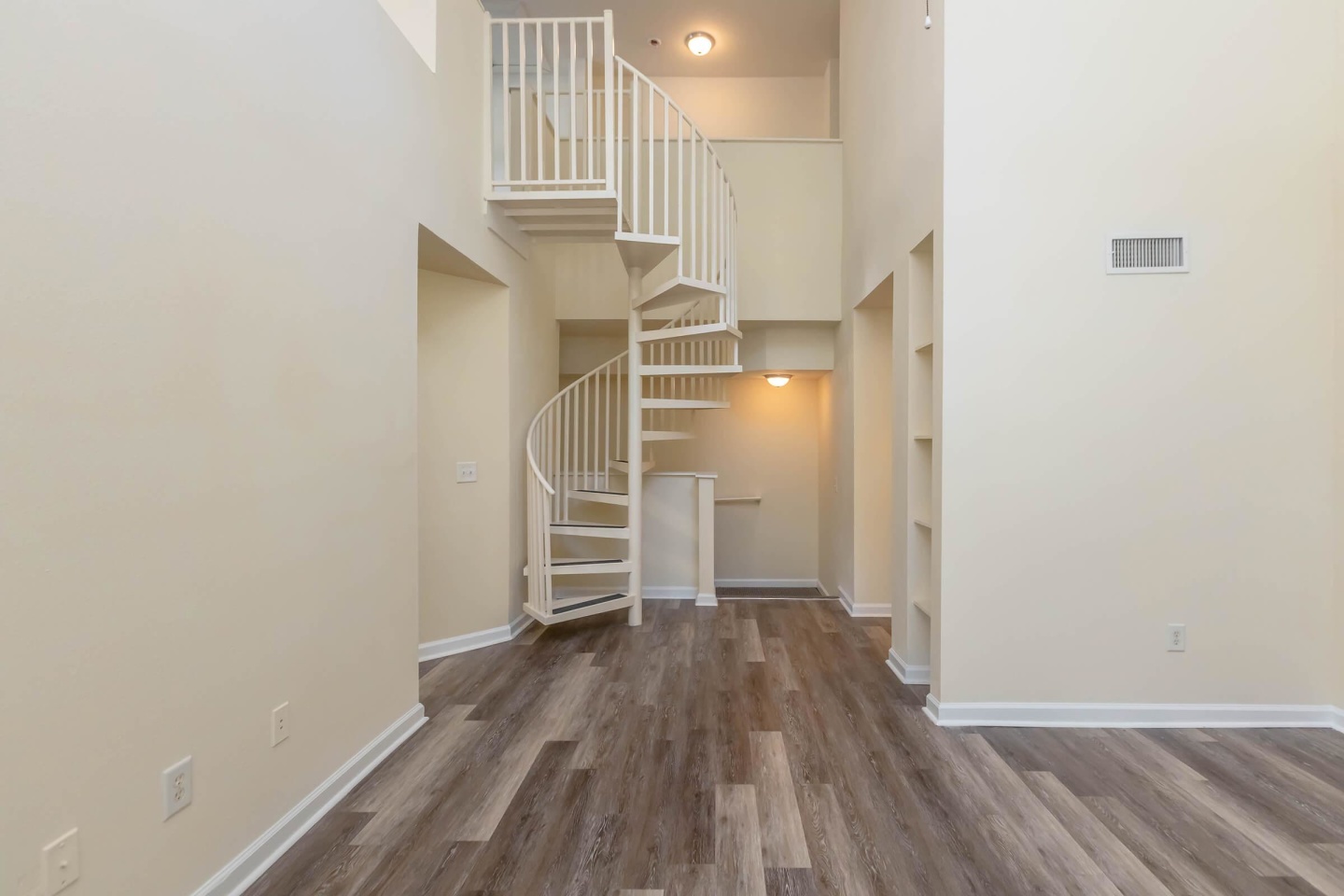 The Lofts at Strickland Glen Image 47