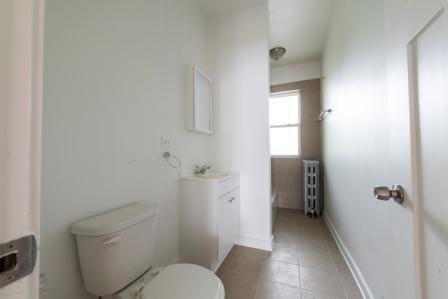 7757 S Peoria Image 5