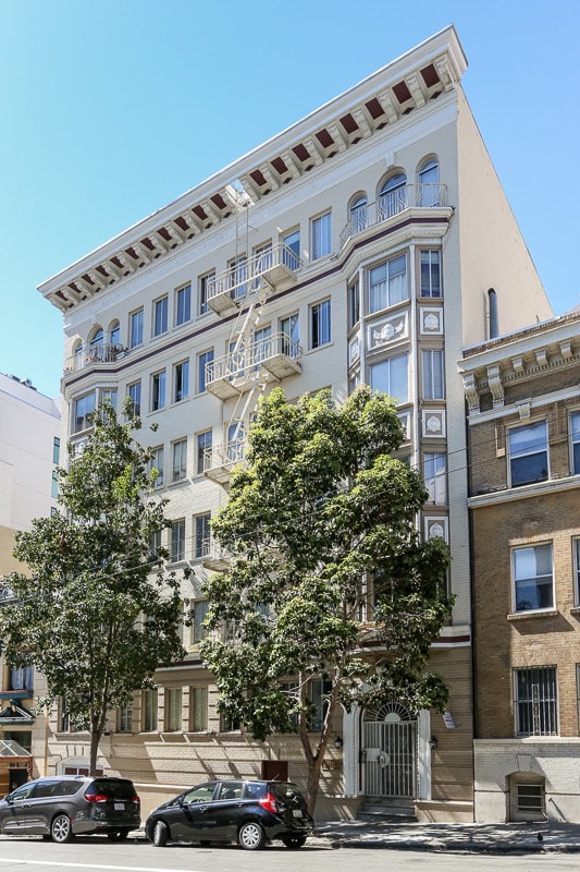 1040 Sutter St. Image 4