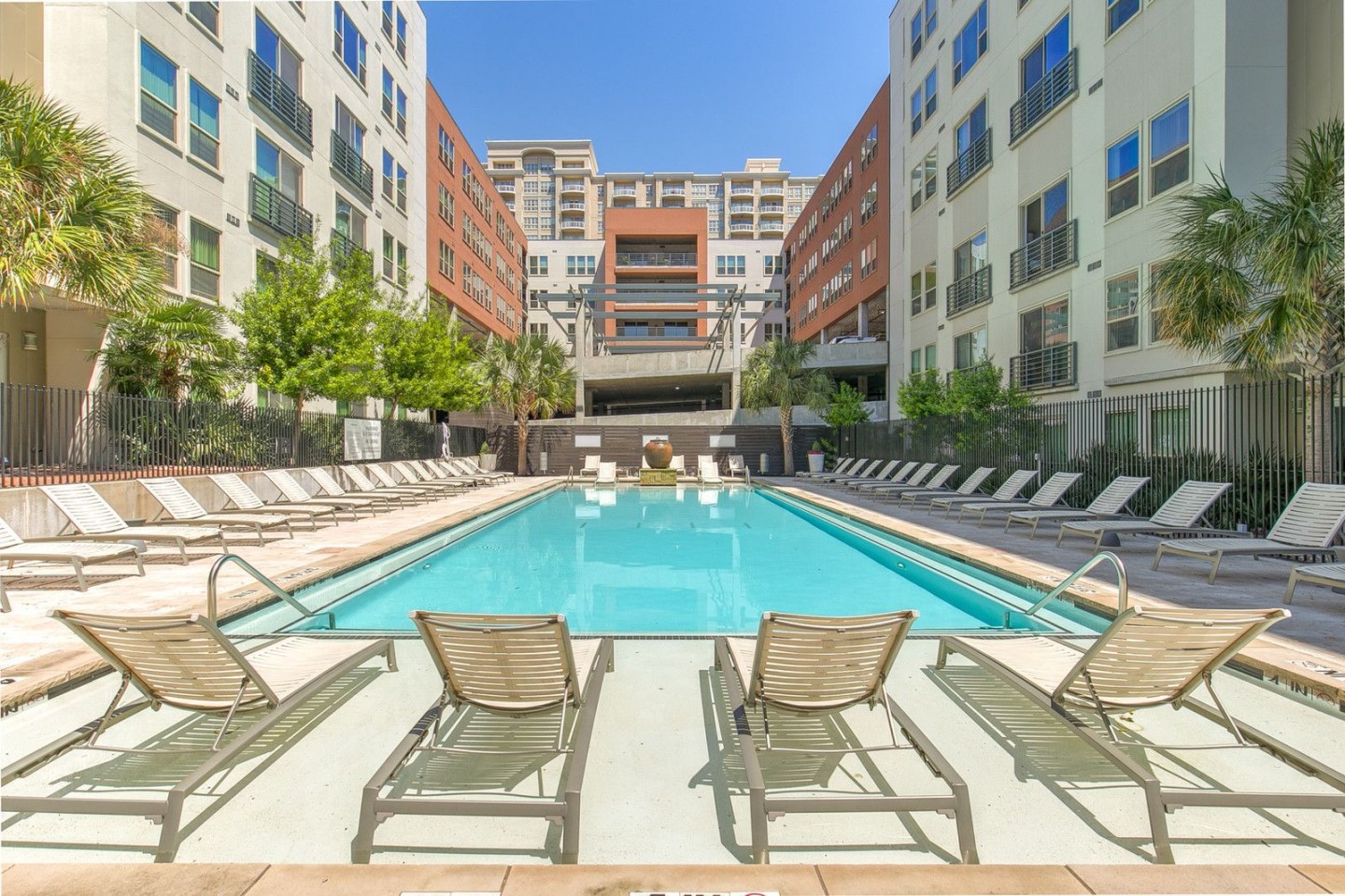 Gallery at Turtle Creek Image 7