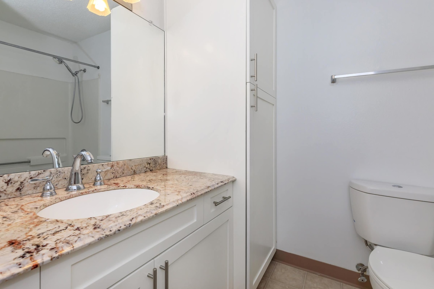 Lakeview Apartments Image 14