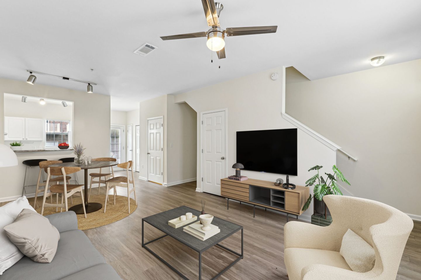 The Pointe at New Town Image 11