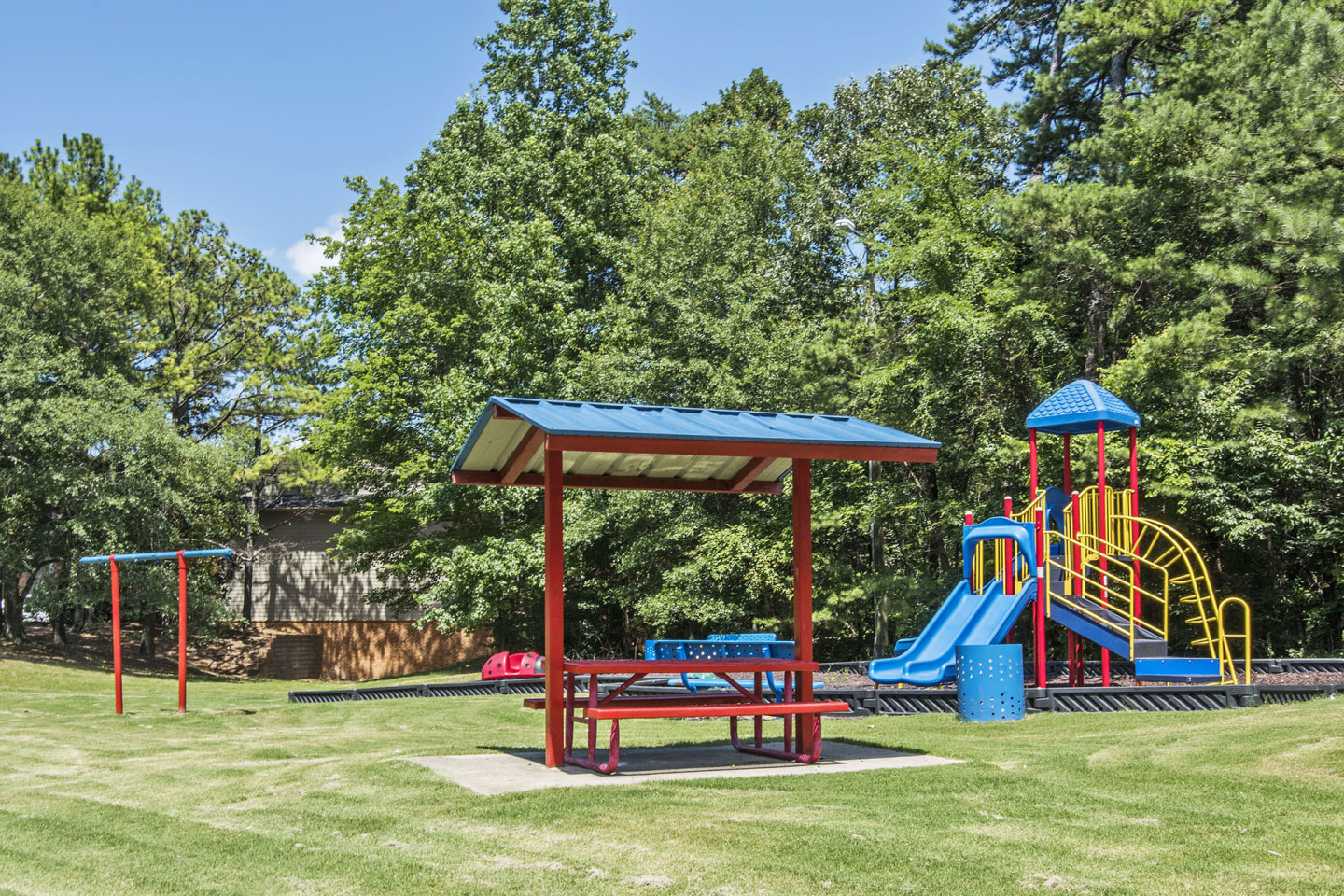 Riverchase Landing Image 10