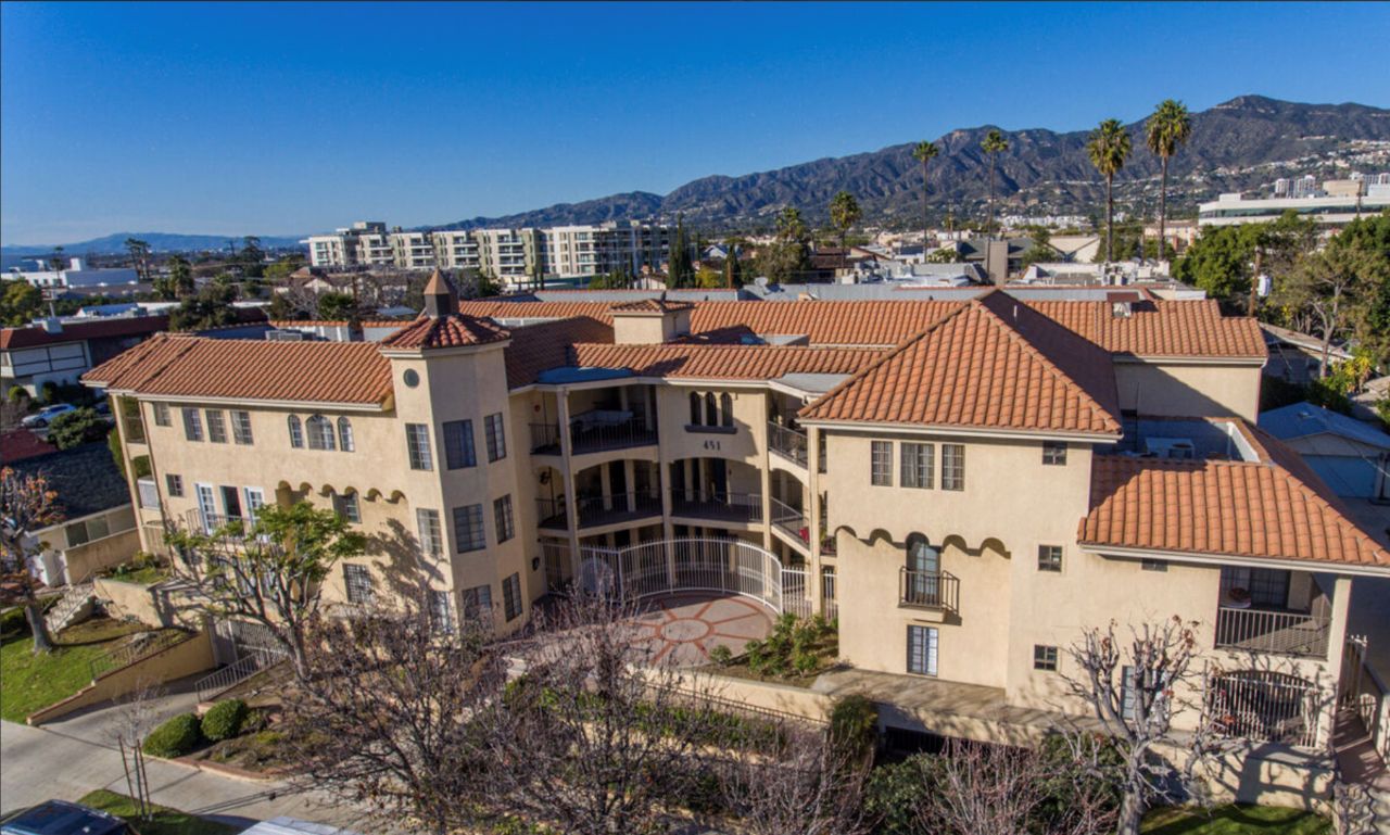 Hawthorne Manor Apartments Image 11