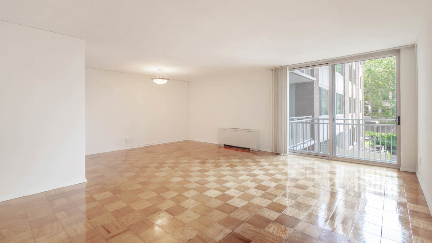 3003 Van Ness Image 29