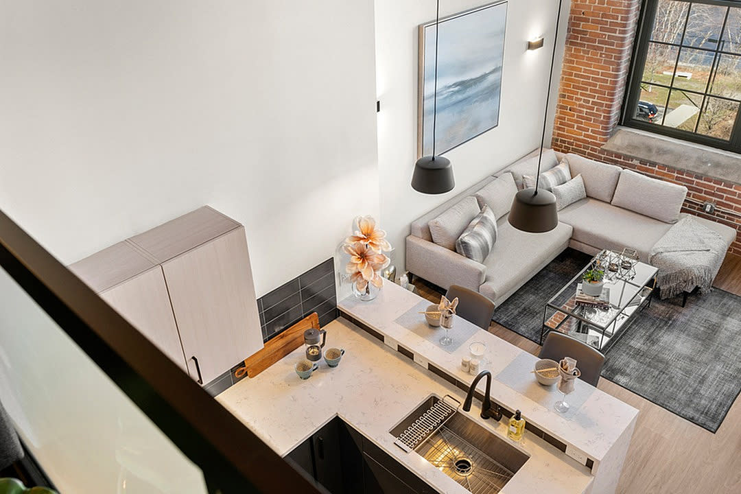 Riverwalk Lofts Image 27