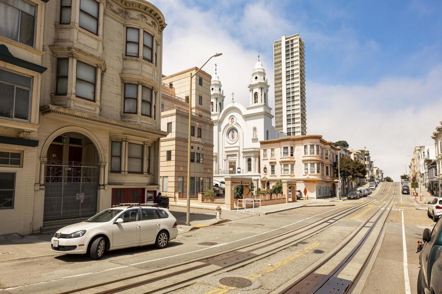 1445 Mason Street Image 12