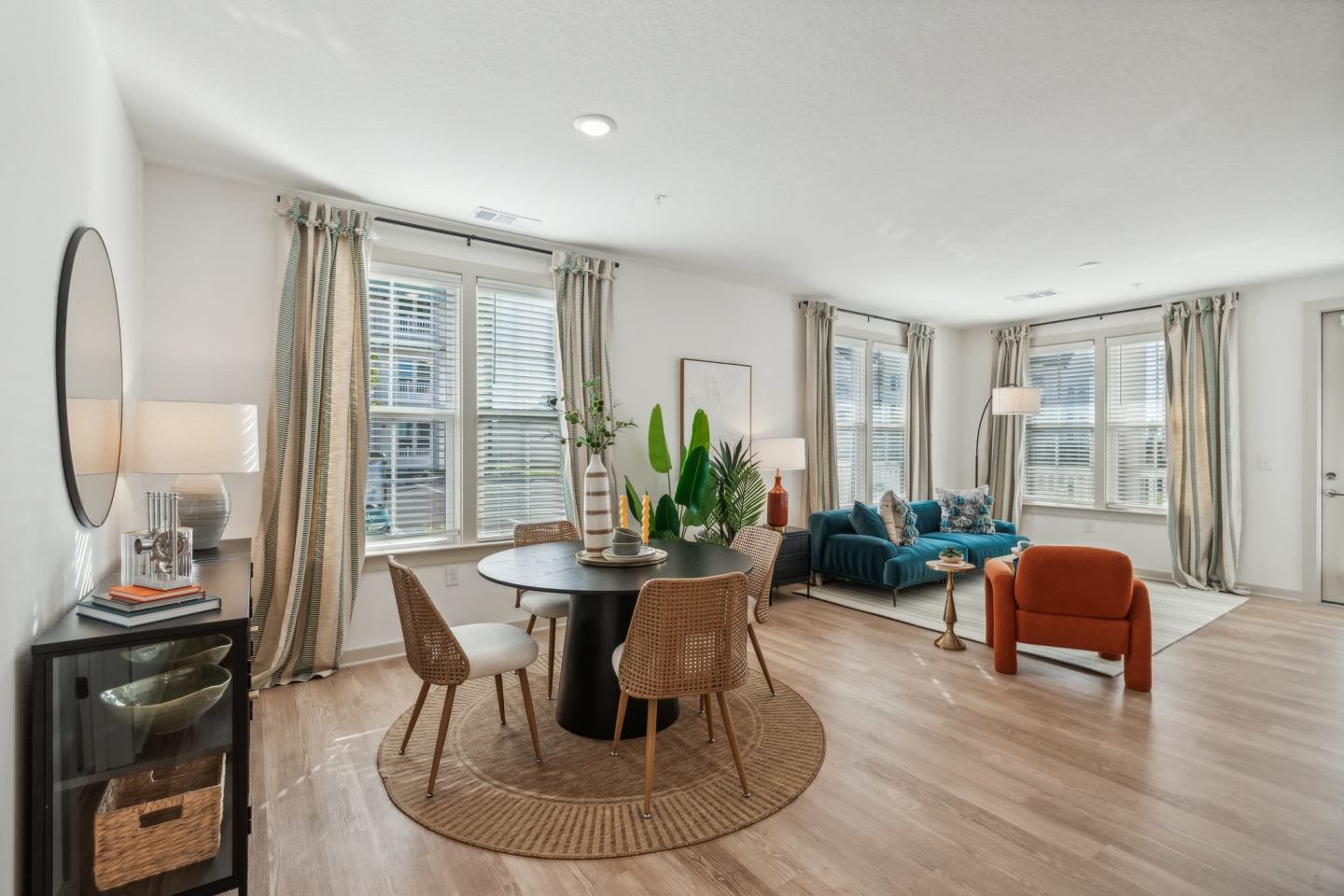 The Brightly Apartments Image 31