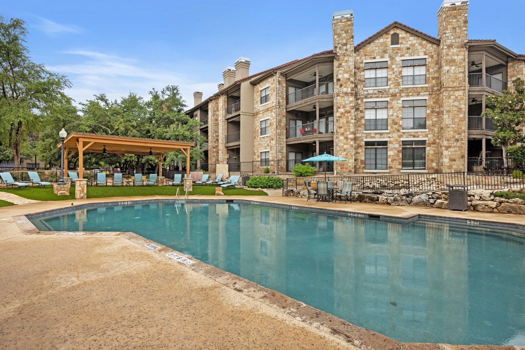 Waters Edge Apartment Homes Image 74