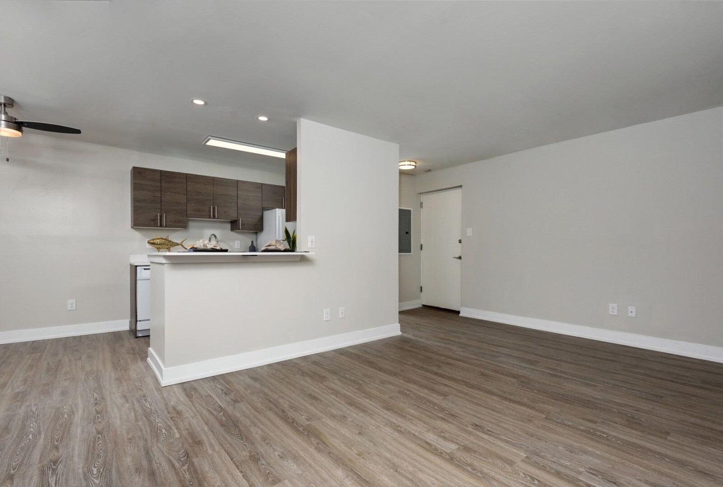 Algon Flats Image 4