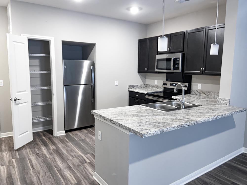 Promenade Luxury Apartments Image 22