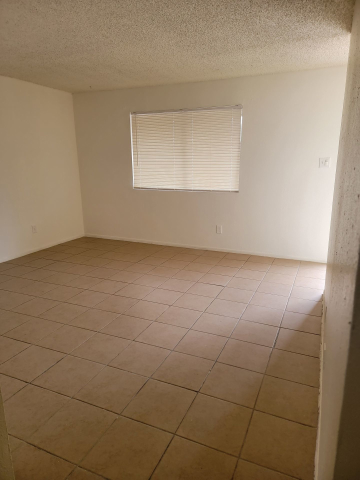 Casa Blanca Apartments Image 4