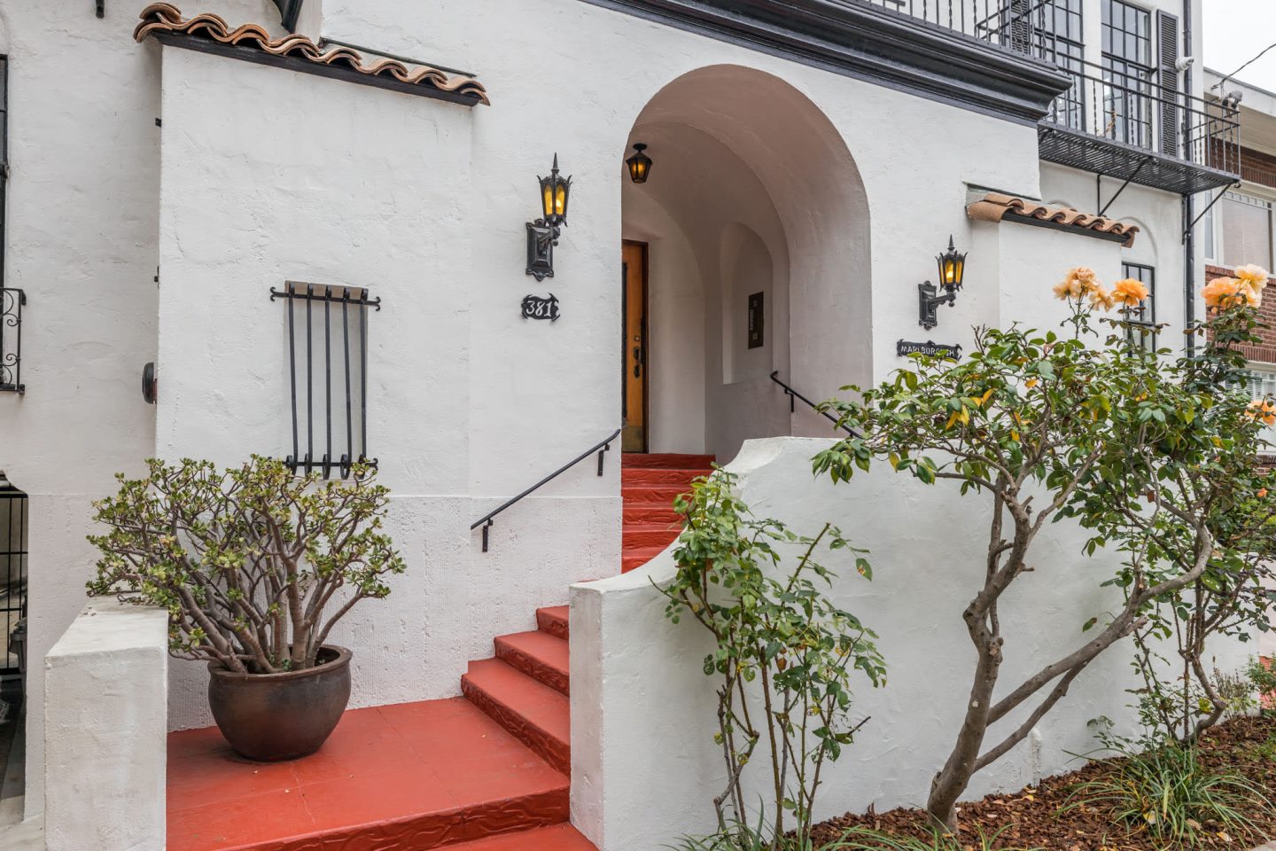 381 Belmont Street Image 13