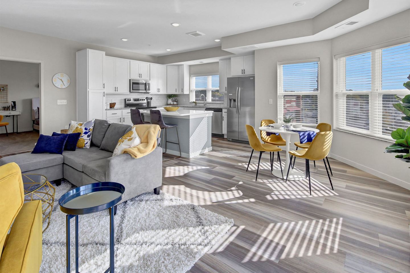 NOVO Apartments Image 4