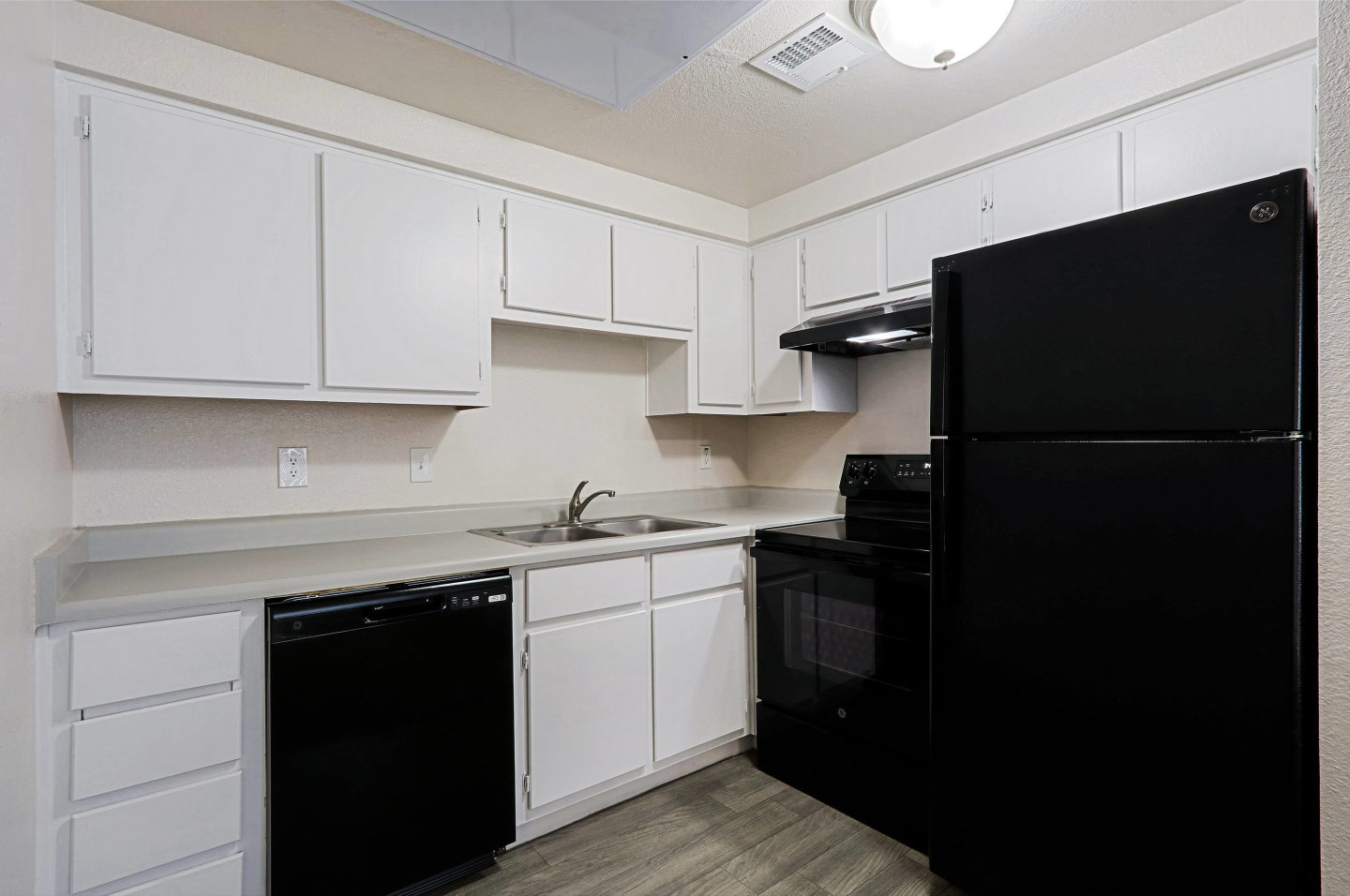 River North Apartments Image 2