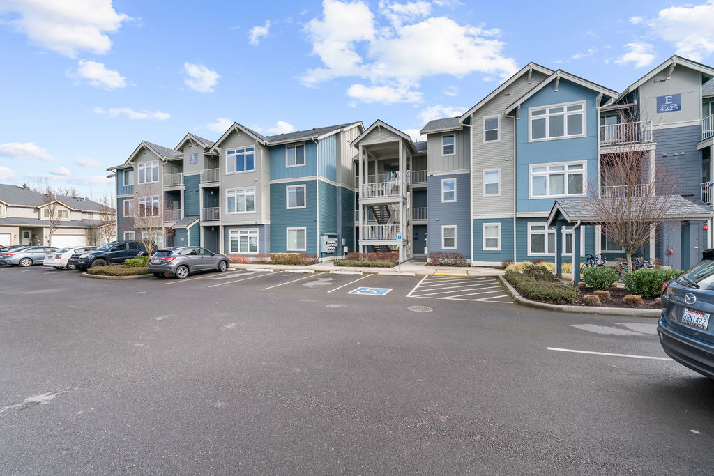 Briggs Village Apartments Image 27