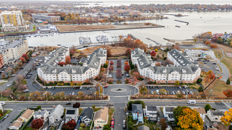 Avalon on Stamford Harbor Image 25