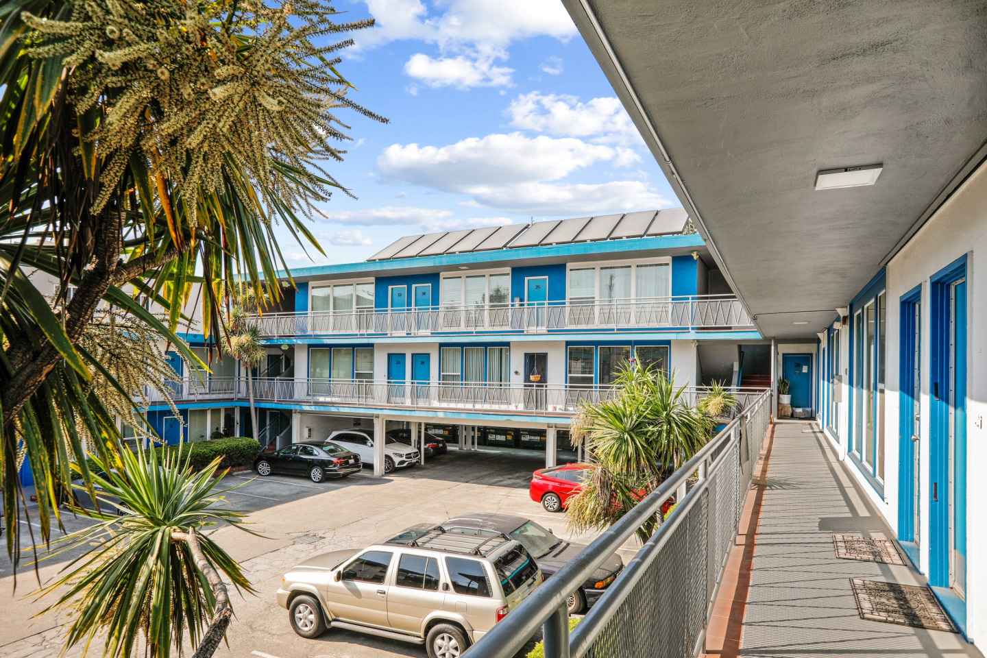 444 28th Street Apartments Image 19