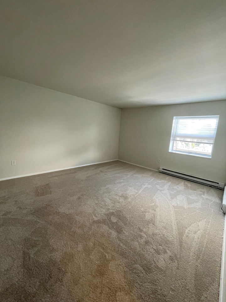 Skidmore Apartments Image 37