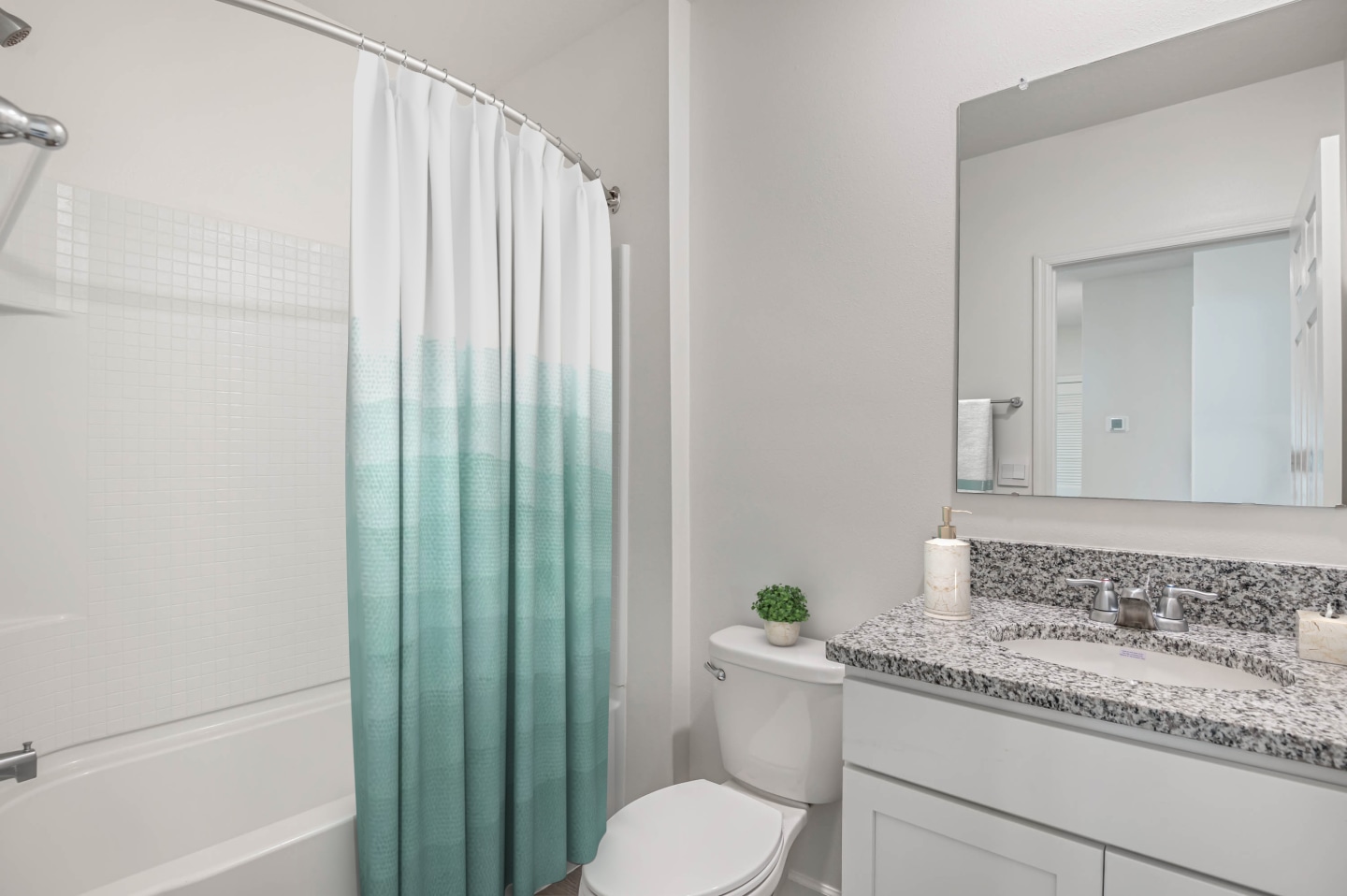 Cypress Bay Image 32