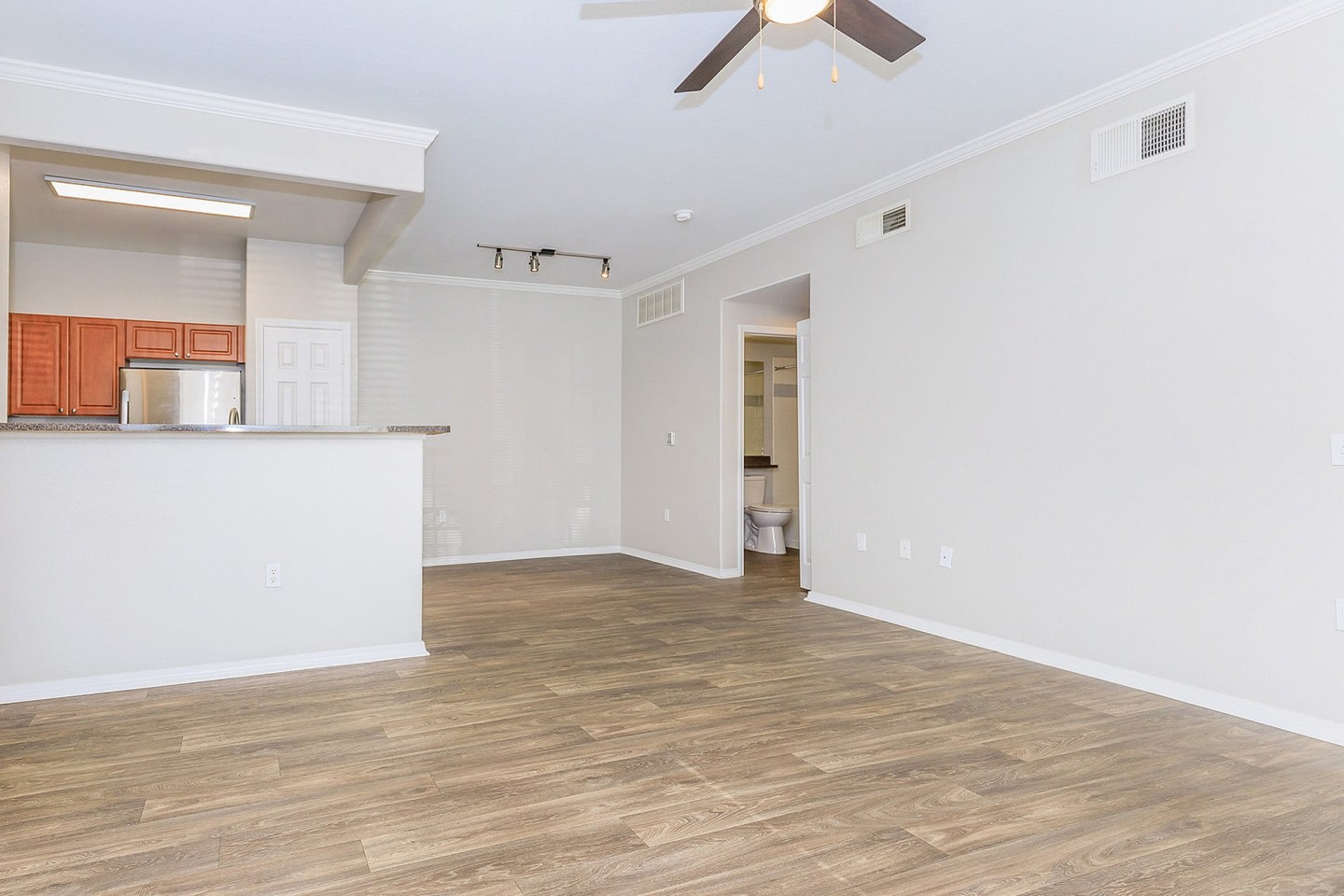 Creekside At Palmer Park Apartments Image 12