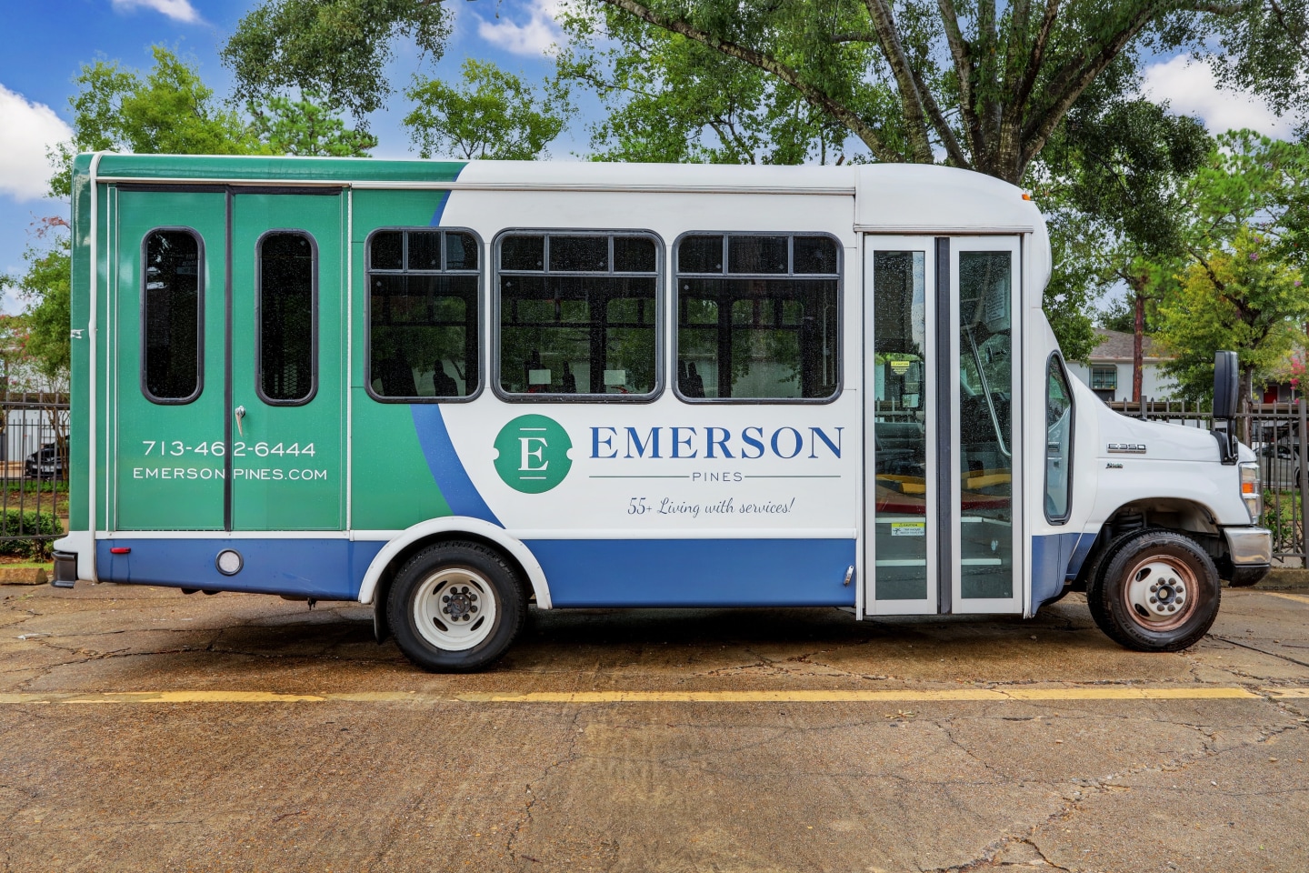 Emerson Pines - Senior Housing Image 4