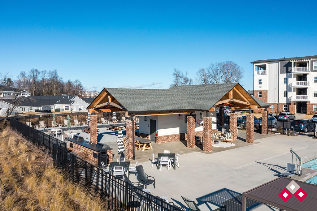 Summit at Hendersonville Image 62