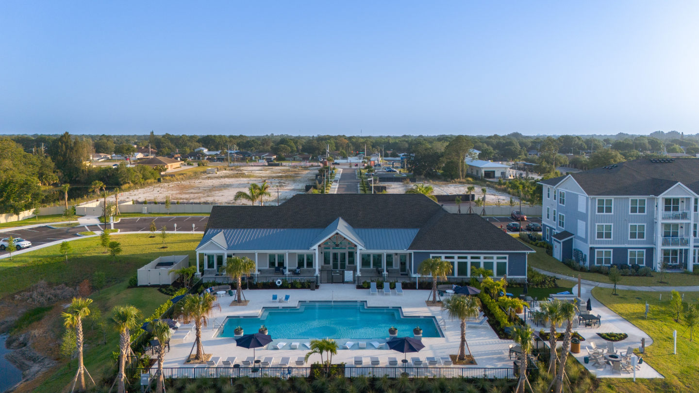 Pointe at Palm Bay Image 25