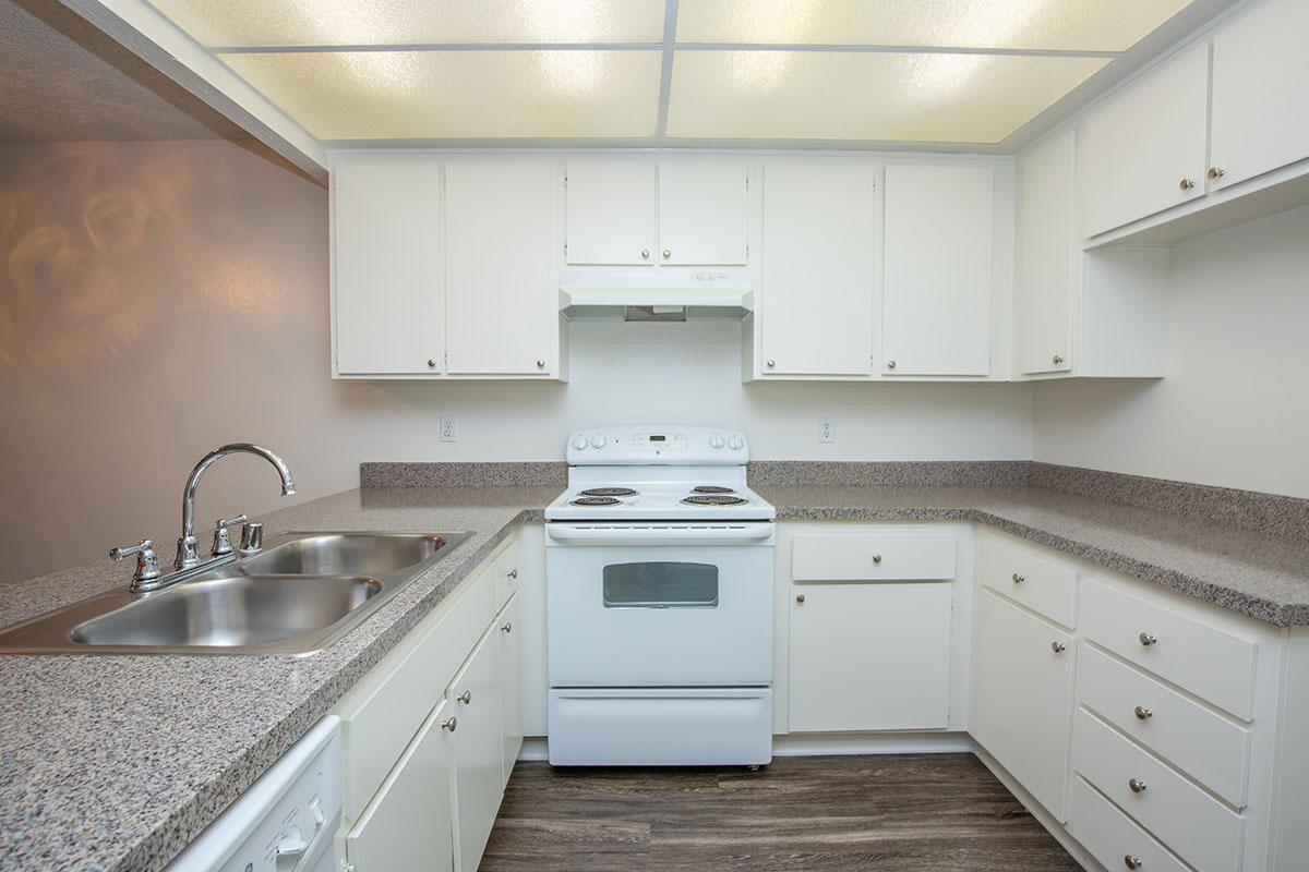 Canyon Village Apartment Homes Image 4