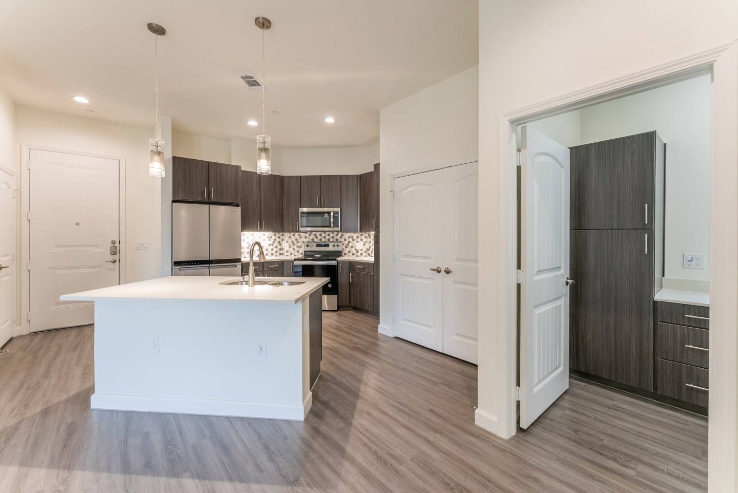 The Residences at 3000 Bardin Image 33