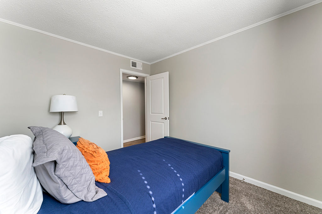 445 Cleveland Image 28