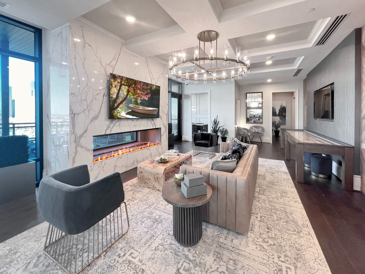 Pearl Rosemont Image 62