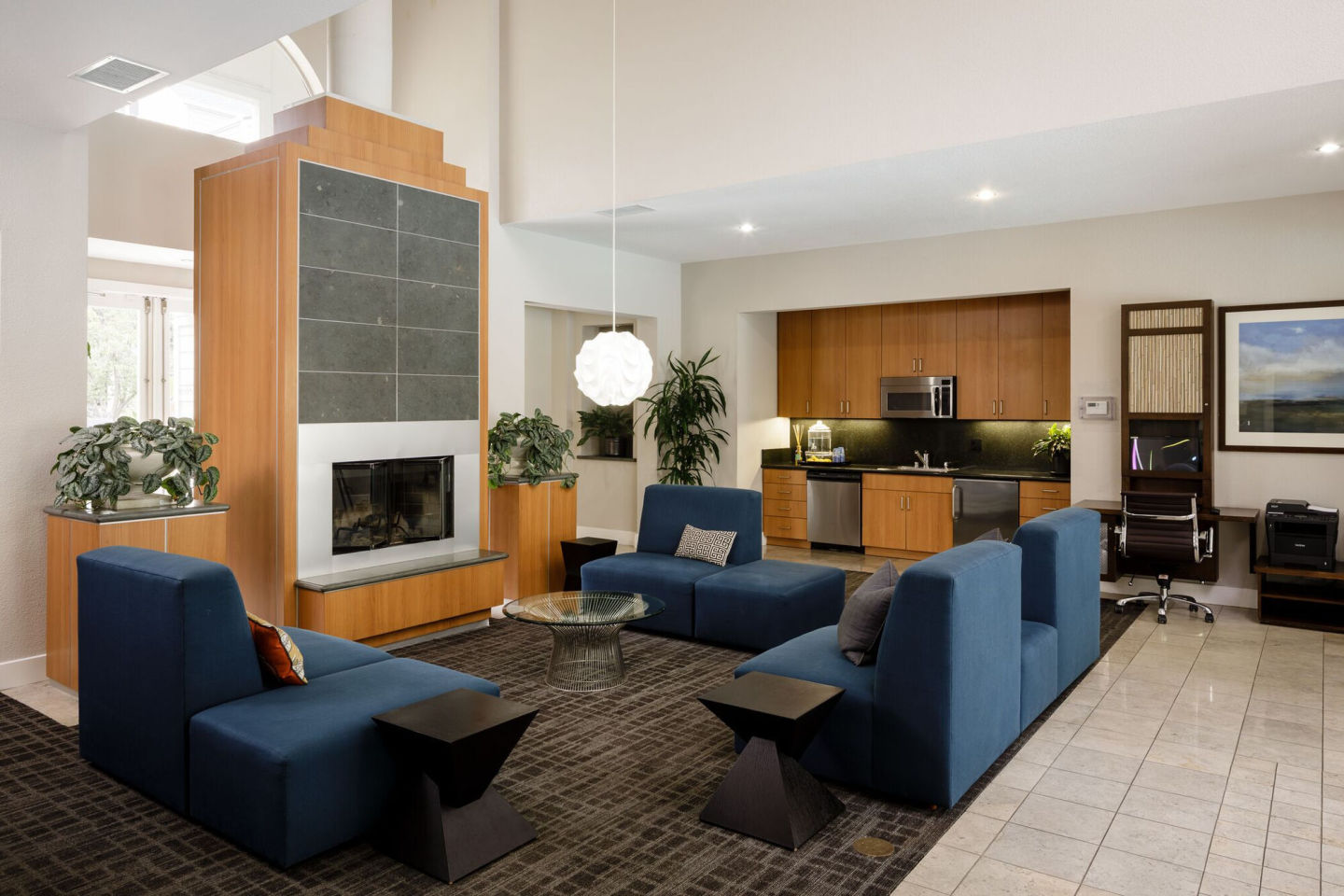 Orchard Glen Apartments Image 4