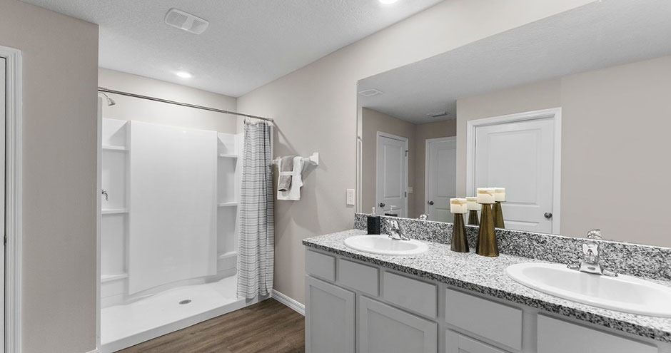 Bayport Place Image 1
