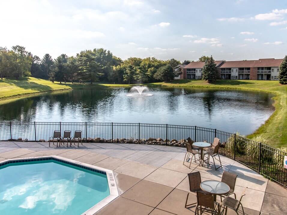 Lancaster Lakes Apartments Image 3