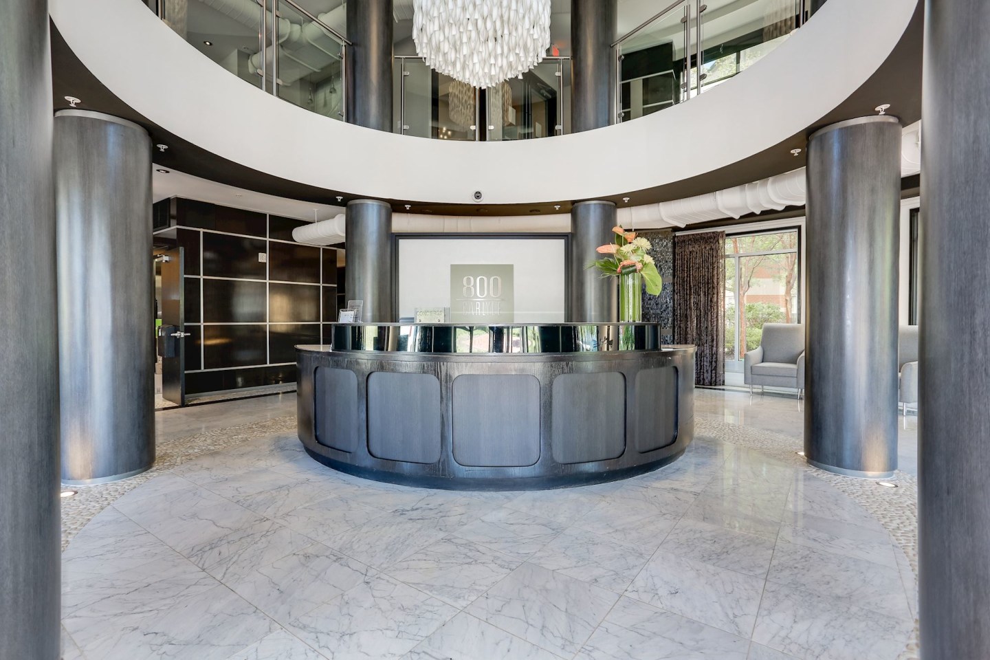 800 Carlyle Image 18