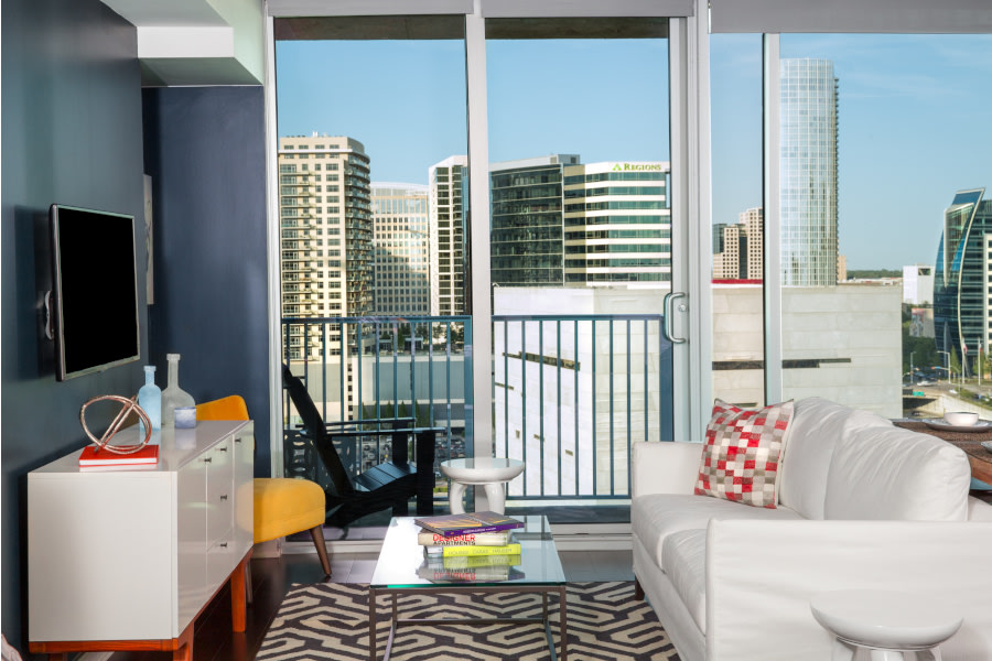 SkyHouse Dallas Image 21
