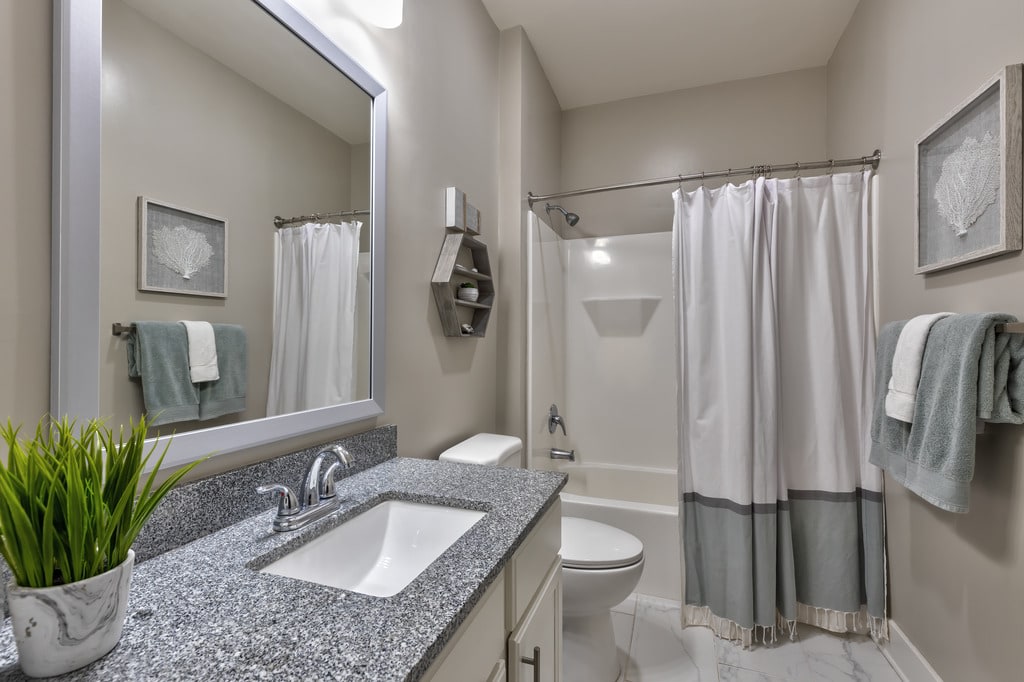 Vintage Amelia Island Apartments Image 17