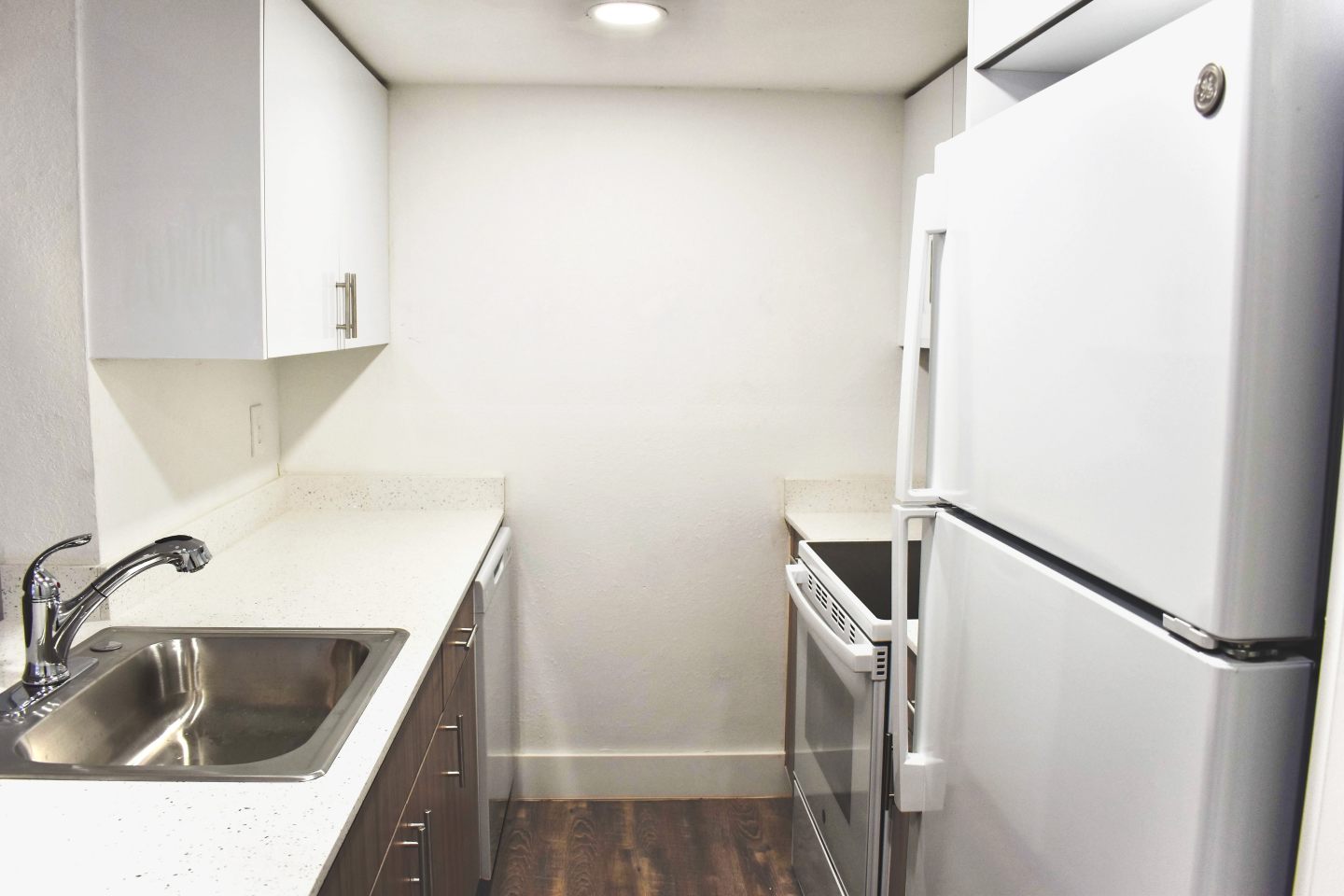 International Club Apartments Image 9