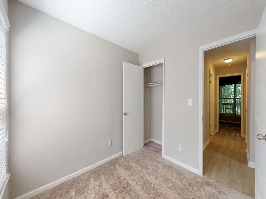 Willow Bend Apartments Image 6