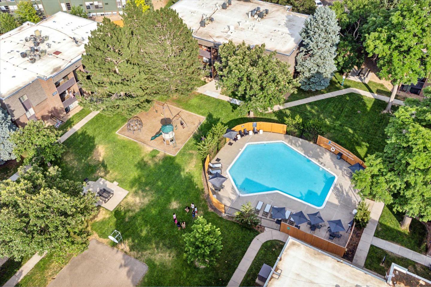 Westwood Apartments Image 39