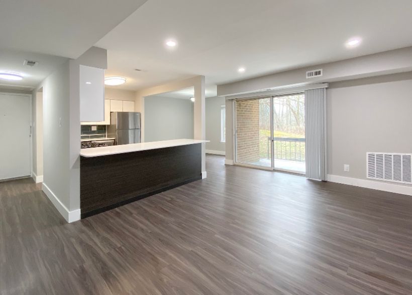 The Vista Apartments Image 4