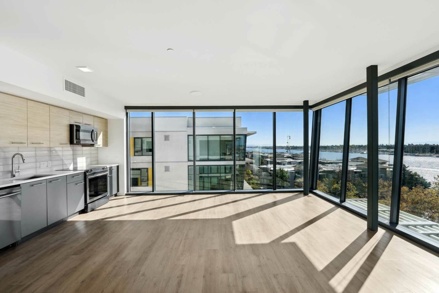Channel House Image 12