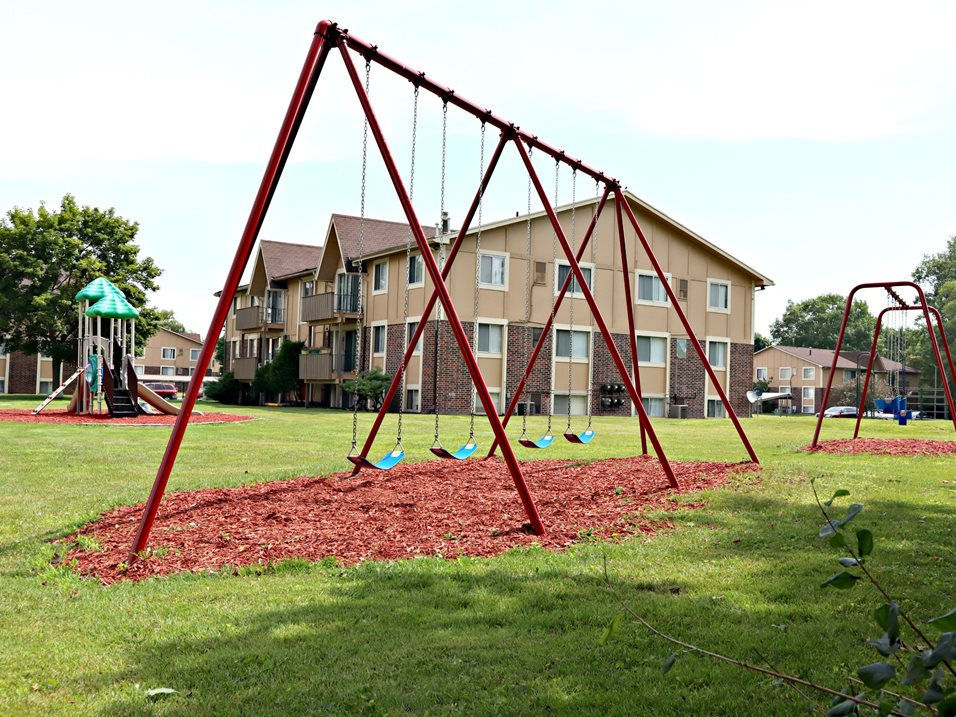 Camelot Place Image 3