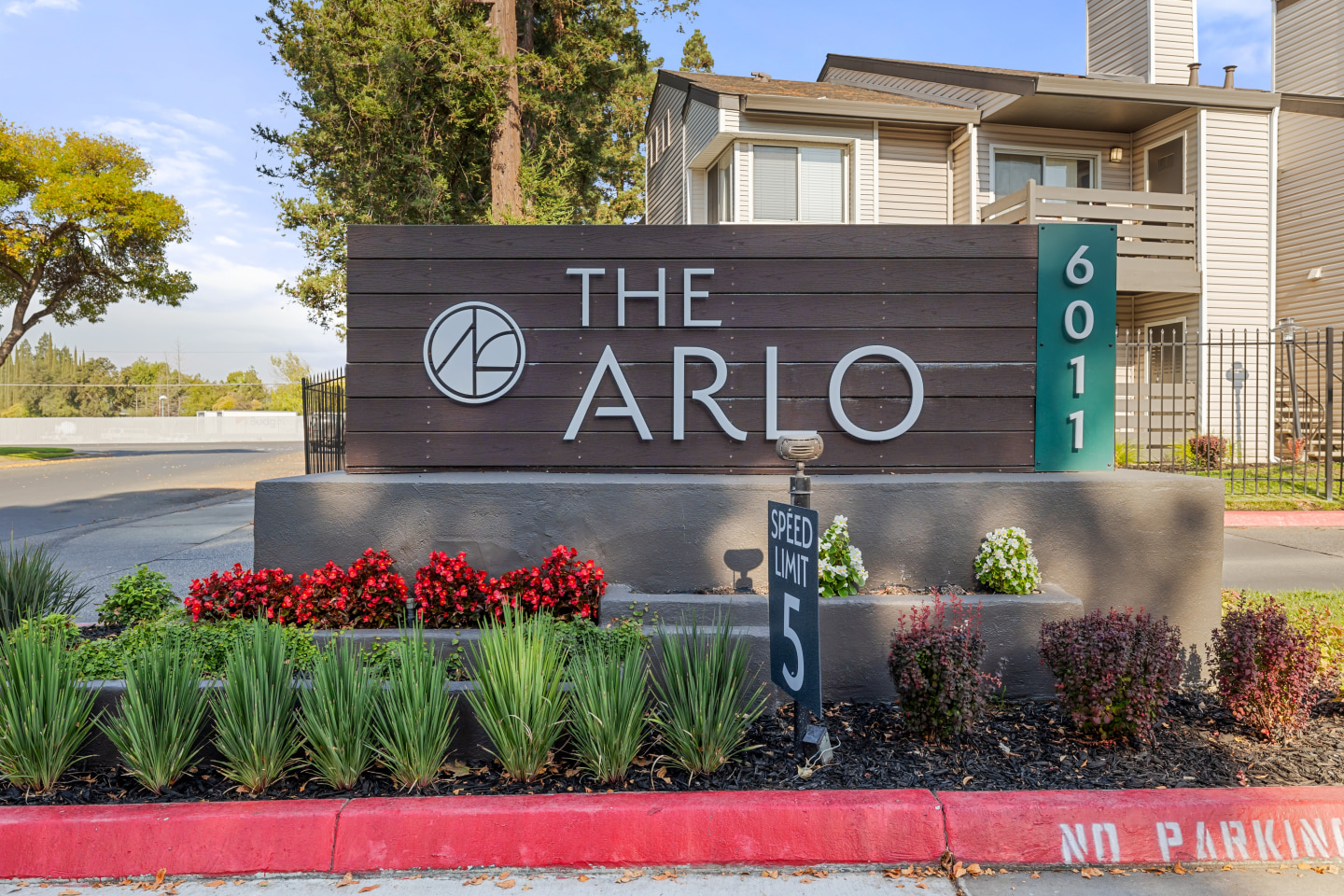 THE ARLO Image 3