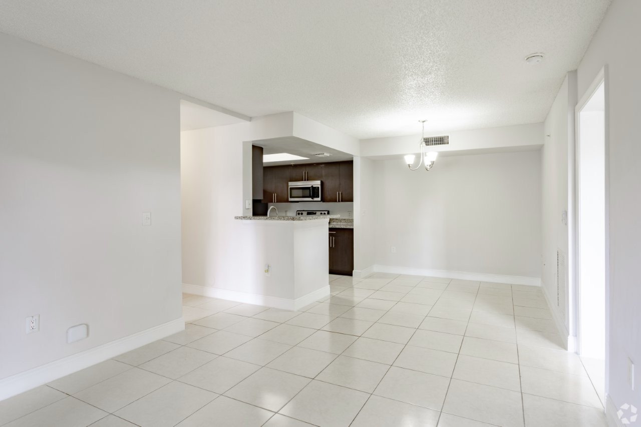 Legacy Lakeview Image 12