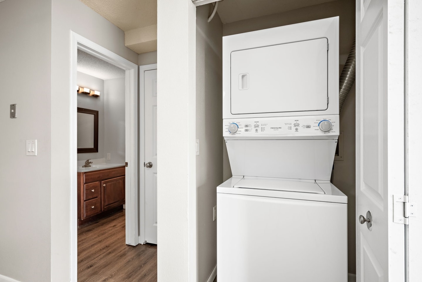 Silvan Townhomes Image 15