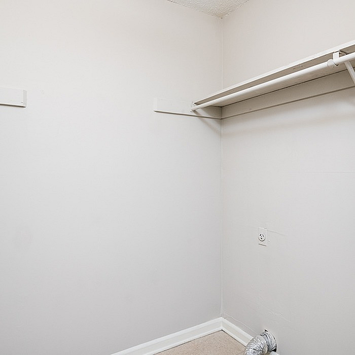 The Cove Apartment Homes Image 16