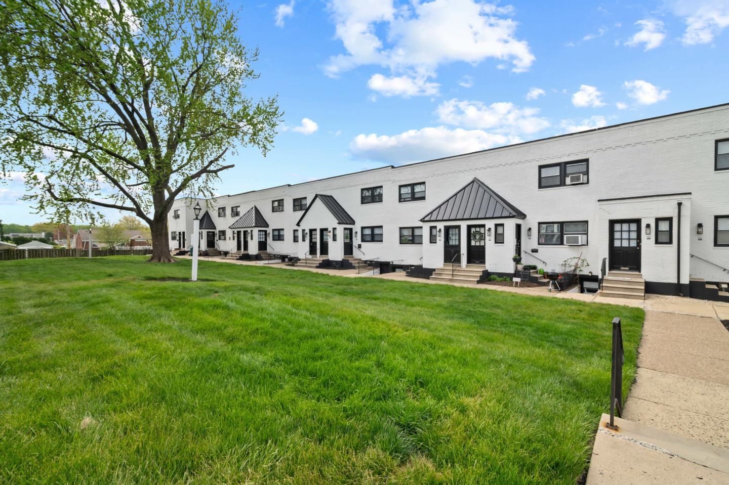 Winchester Walk - Roosevelt Blvd Image 7