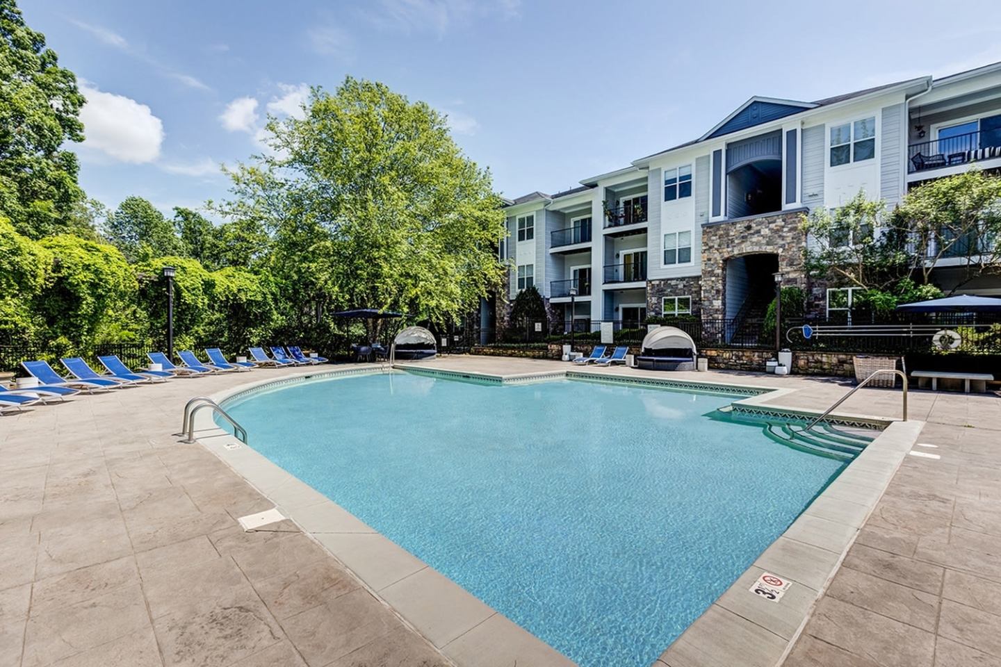 Avana Lake Norman Image 26